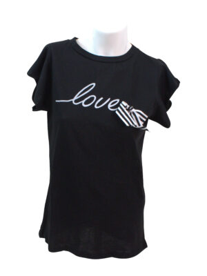 Black t shirt