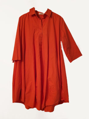 Red ballon dresses